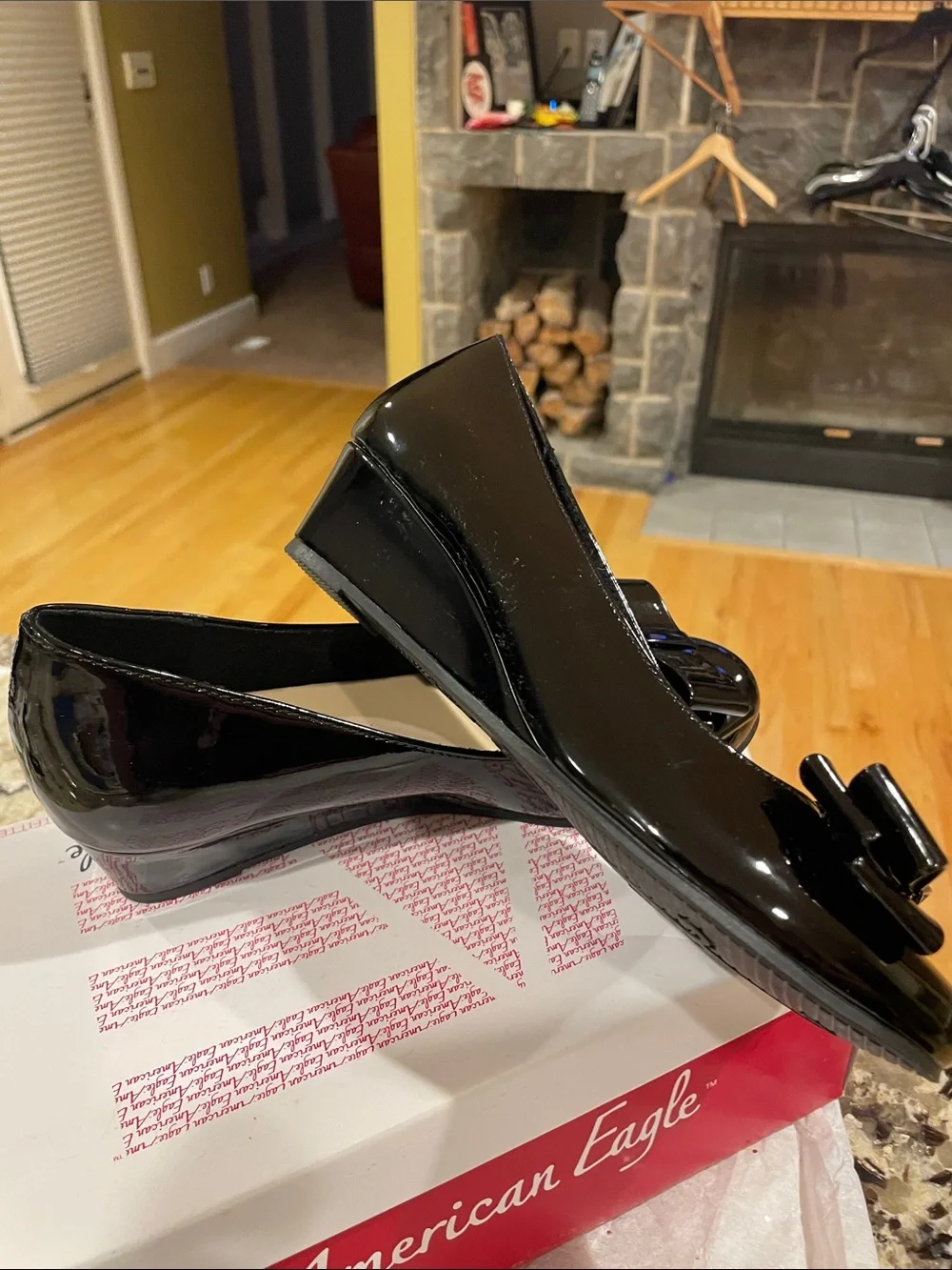American Eagle Outfitters shiny black